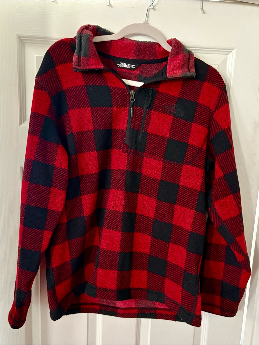 The North Face Men’s Red & Black Buffalo Plaid Quarter Zip Fleece Pullover